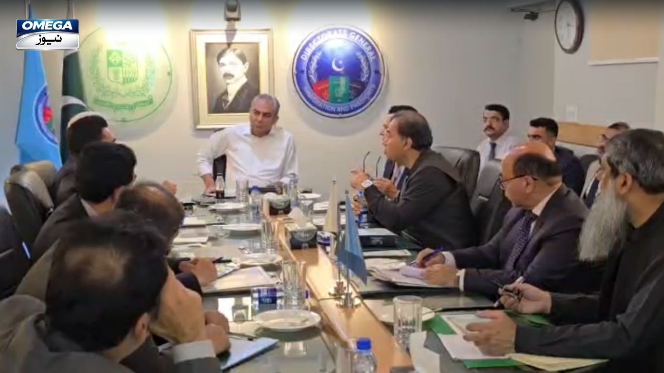 نارمل پاسپورٹ 14 دن میں جاری کرنے اور کیش لیس نظام کی نمائندہ تصویر