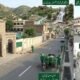 کمشنر لاہور مریم خان سانگلہ ہل میں سیوریج، ہسپتال اور سٹارم واٹر ڈرین منصوبوں کا معائنہ کرتے ہوئے۔